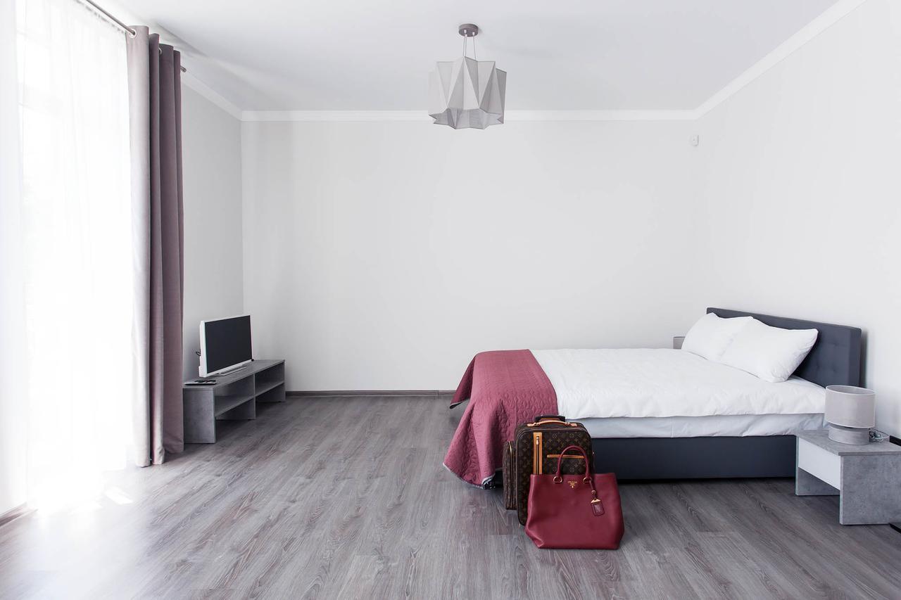 Aparthotel Sumskaya Apartments เคียฟ ภายนอก รูปภาพ