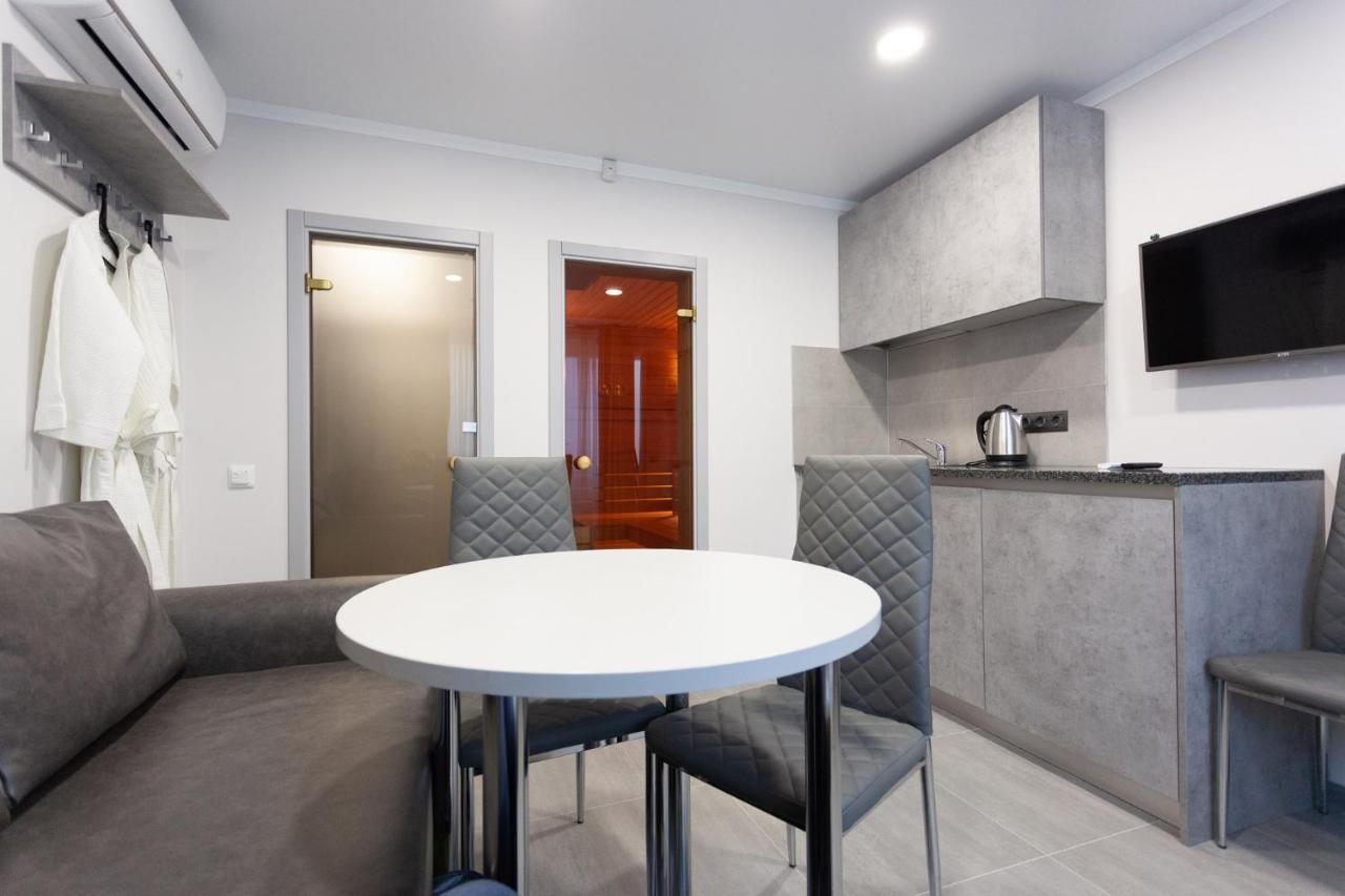 Aparthotel Sumskaya Apartments เคียฟ ภายนอก รูปภาพ